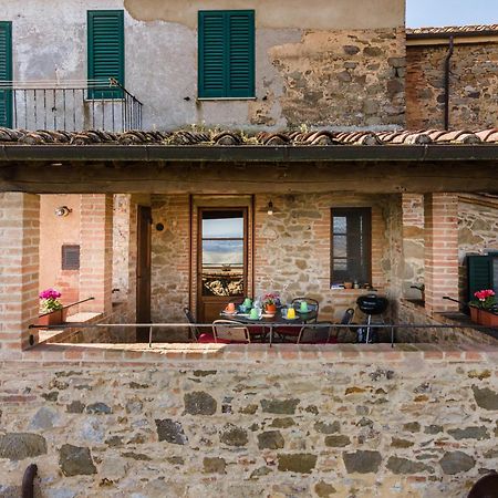 La Terrazza Villa Chianni Dış mekan fotoğraf
